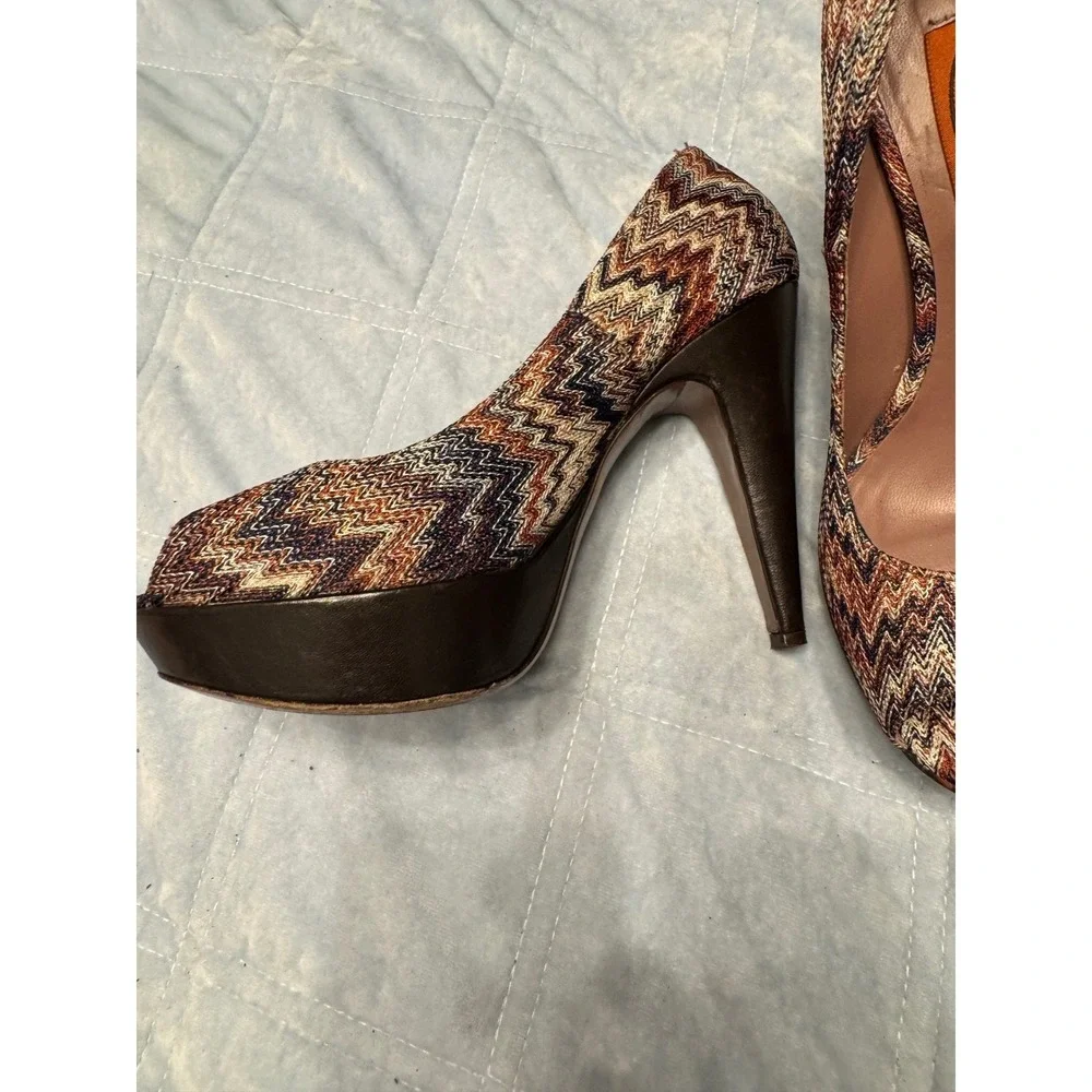 Missoni Women's Heels Size 37.5‎ Multicolor Zigzag Peep Toe Platform Pumps